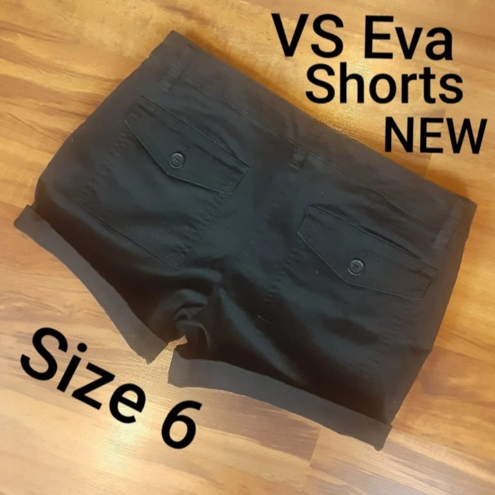 VS Eva Shorts Size 6 NWOT (BUNDLE ONLY)